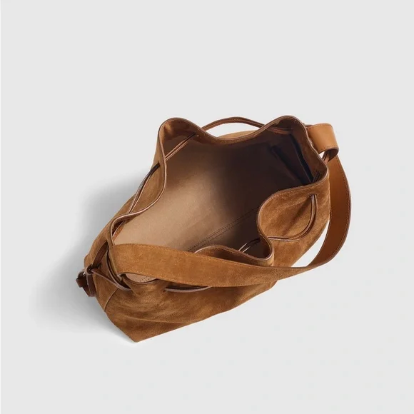 Madewell The Drawstring Shoulder Bag Suede Dried Acorn - Picture 2 of 10